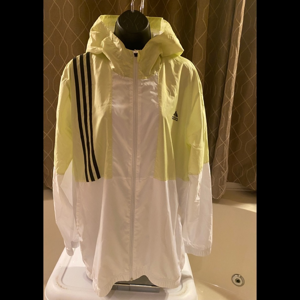 Adidas men's L rain running jacket